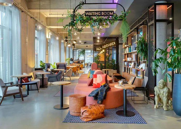Moxy Berlin OstbahnhofSporthotels